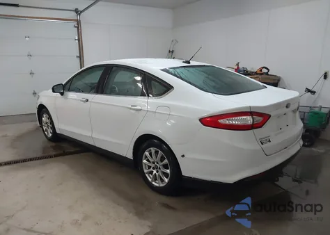 2015 Ford Fusion S из США, поврежденный, VIN 1FA6P0G71F5129035